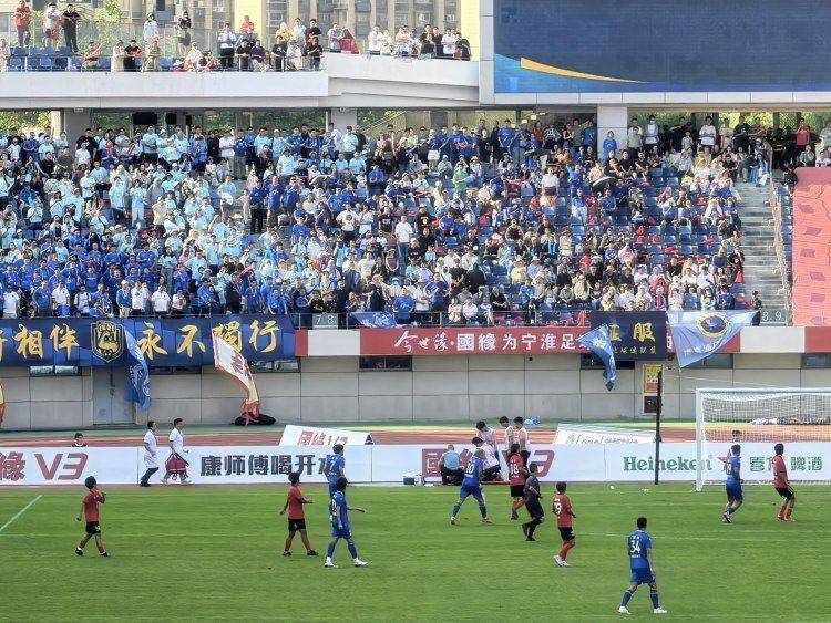 一场球赛带来27亿元消费 ，“苏超”踢出“体育+”新赛道