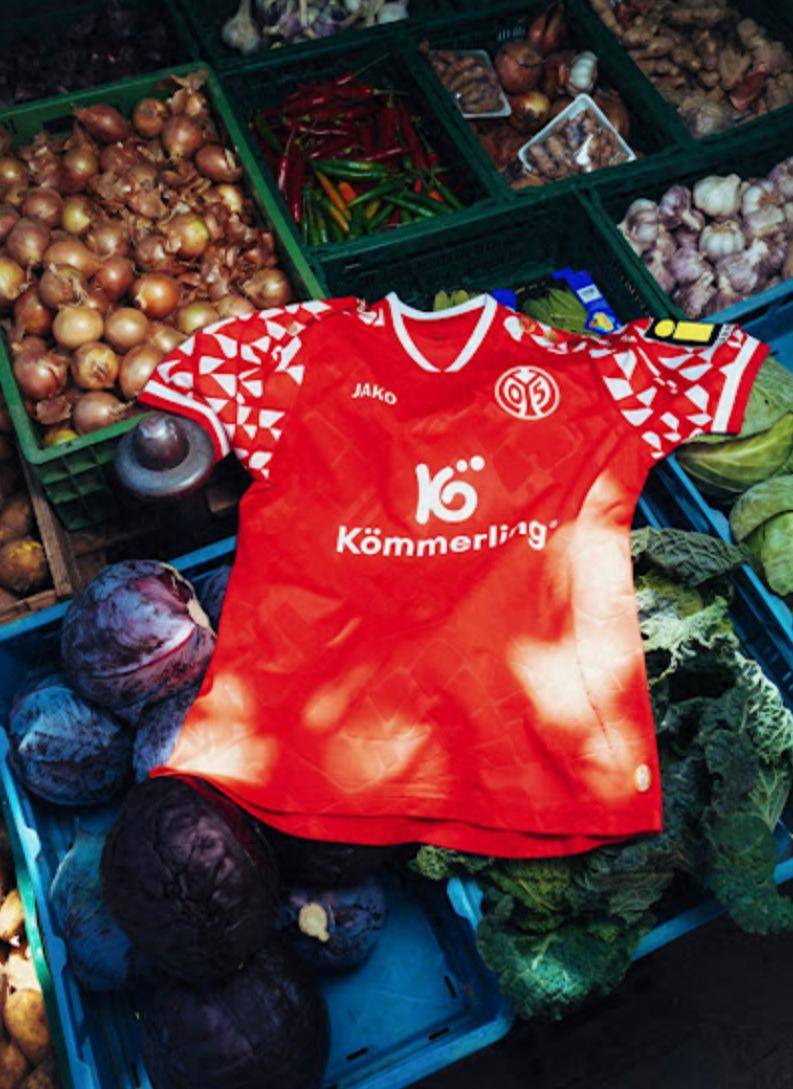 aiyouxi-美因茨05足球俱乐部发布25/26赛季全新主场球衣