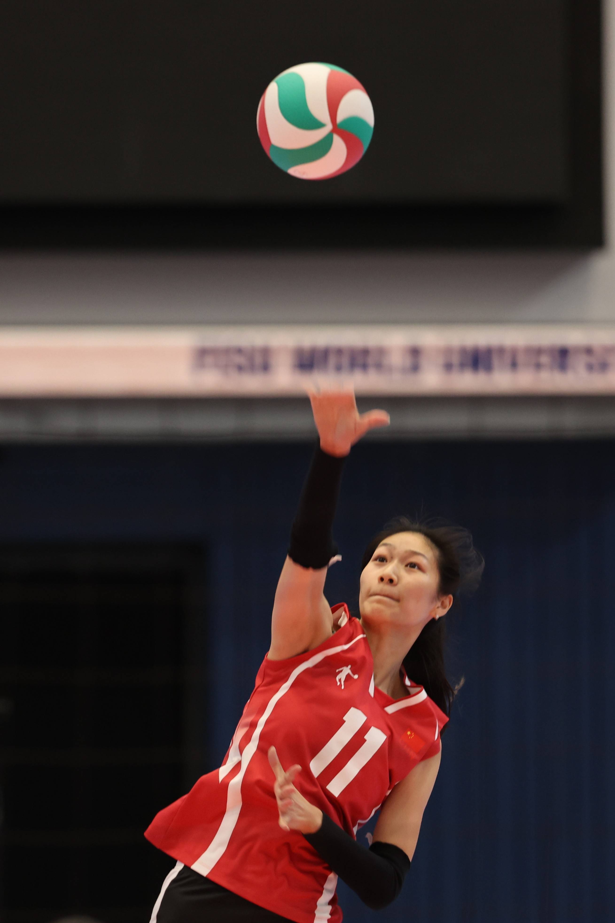 (体育)大运会——女排小组赛:中国队不敌德国队