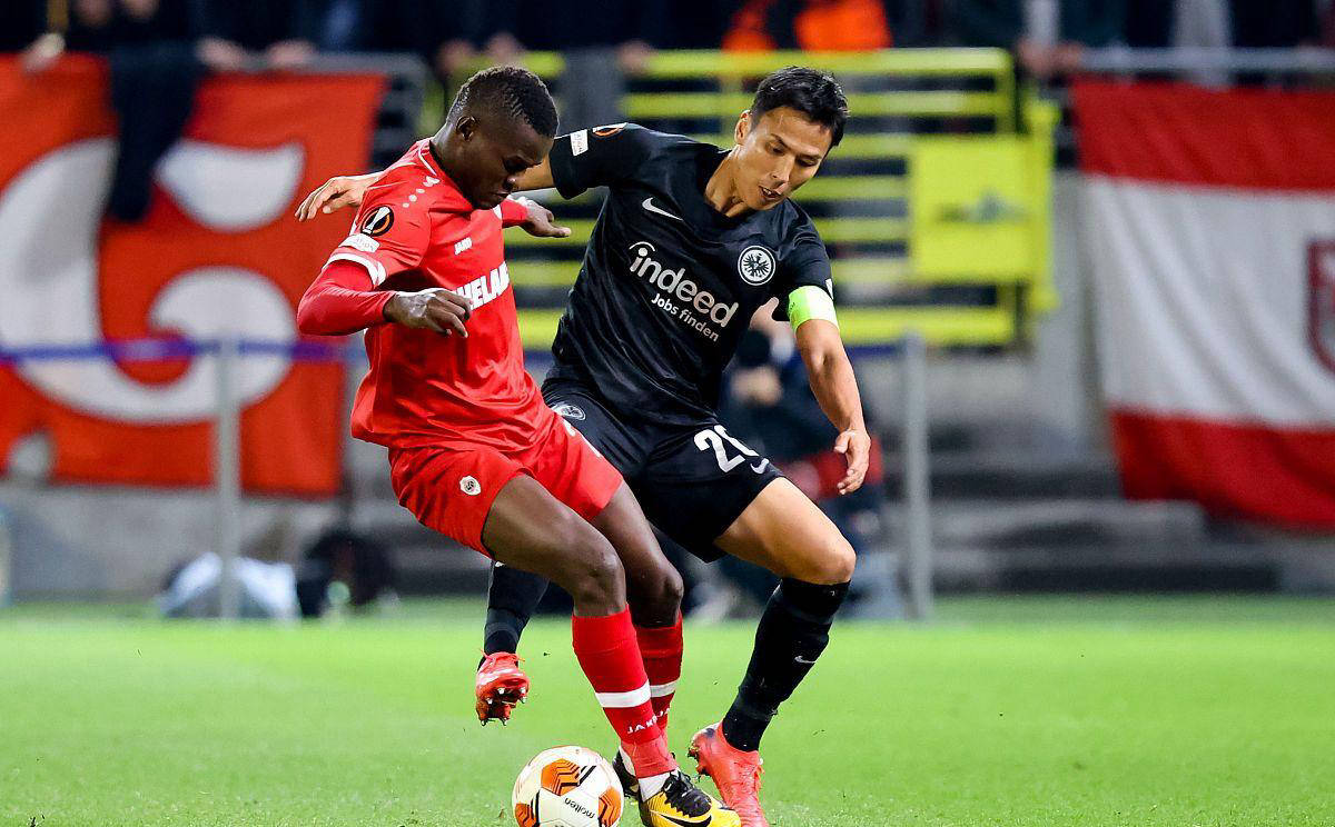 aiyouxi-法兰克福主场迎战圣保利，战意十足冲击欧冠席位