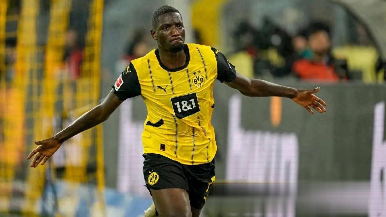 爱游戏体育-德甲：关键头球+精彩传中，多特蒙德，2-1，圣保利