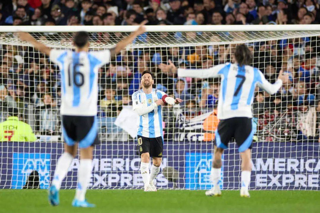 国足“爽约”阿根廷乌拉圭幕后：世界杯冠军一路向东？ | 足球观察