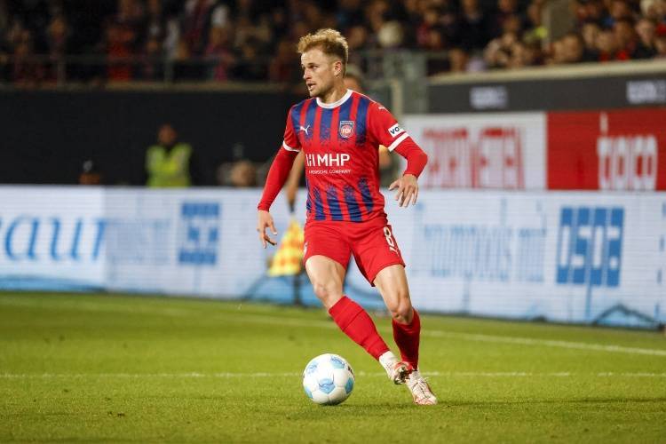 爱游戏体育中国-德天空：门兴有意租借海登海姆边锋斯基恩萨 海登海姆想永久出售