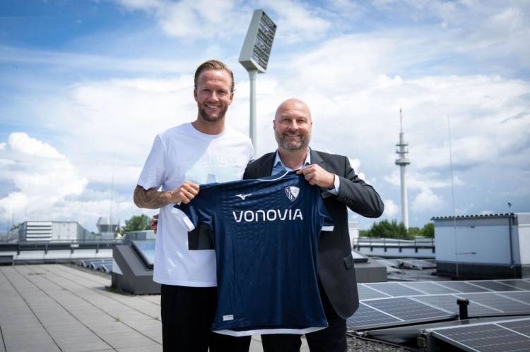 爱游戏体育平台-官方：波鸿从柏林联签下33岁后卫福格特，双方签约至2027年