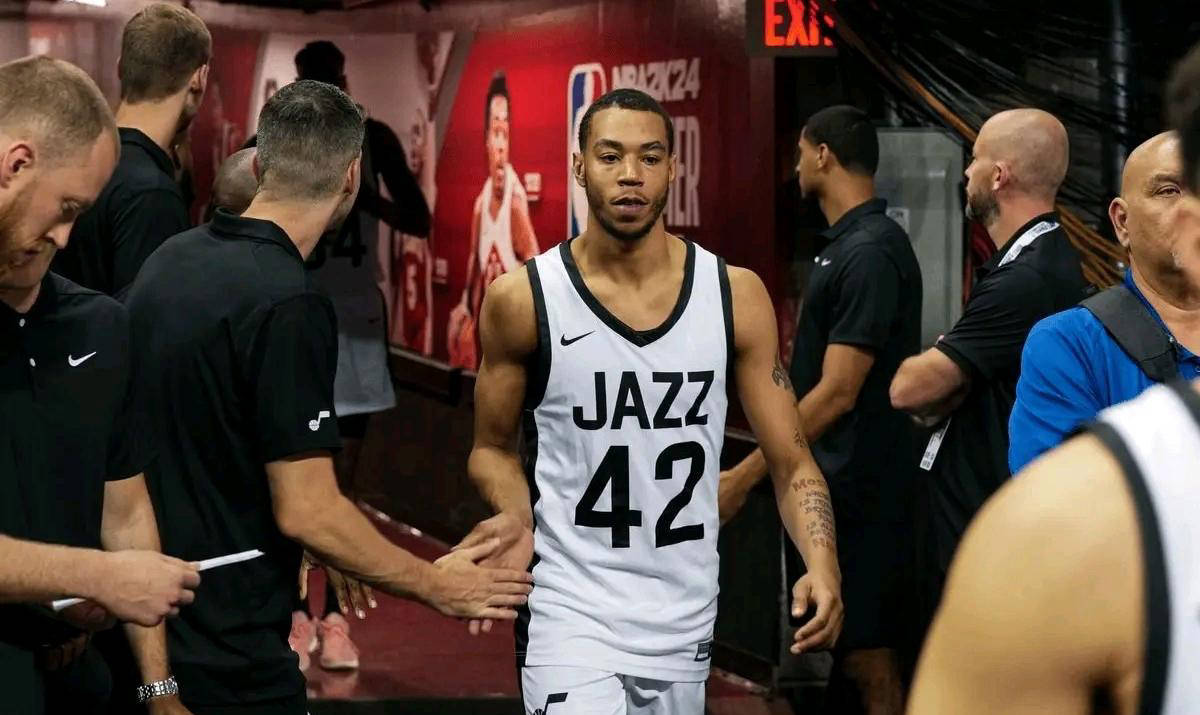 金州勇士达成今夏首笔签约，泰维昂-金西加盟！