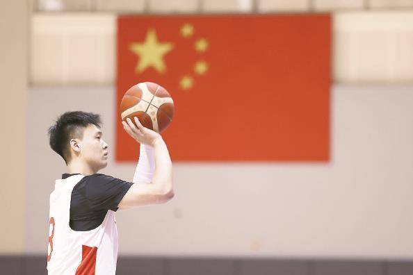 爱游戏-CBA转会市场活了的背后