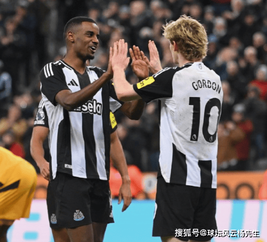 新援首秀破门,纽卡斯尔联1-0击败狼队,狼队保级形势严峻